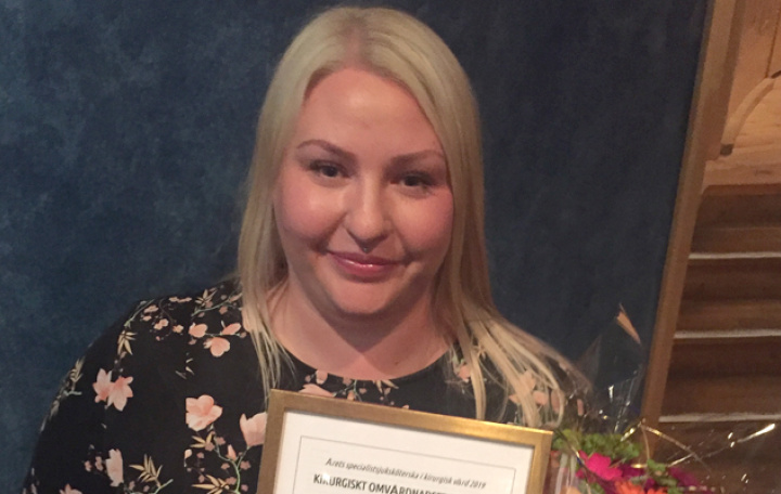 Sanna Johansson, tilldelas Kirurgiskt Omvårdnadsstipendium 2019 samt titeln Årets Specialistsjuksköterska i kirurgisk vård 2019.